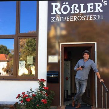 Rößlers Kaffeerösterei in Höhenkirchen bei München hat wieder geöffnet.